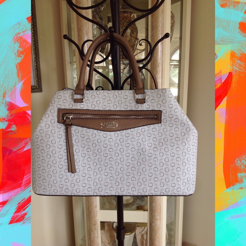 NWT GUESS TAN & OFF-WHITE LEATHER SATCHEL HANDBAG